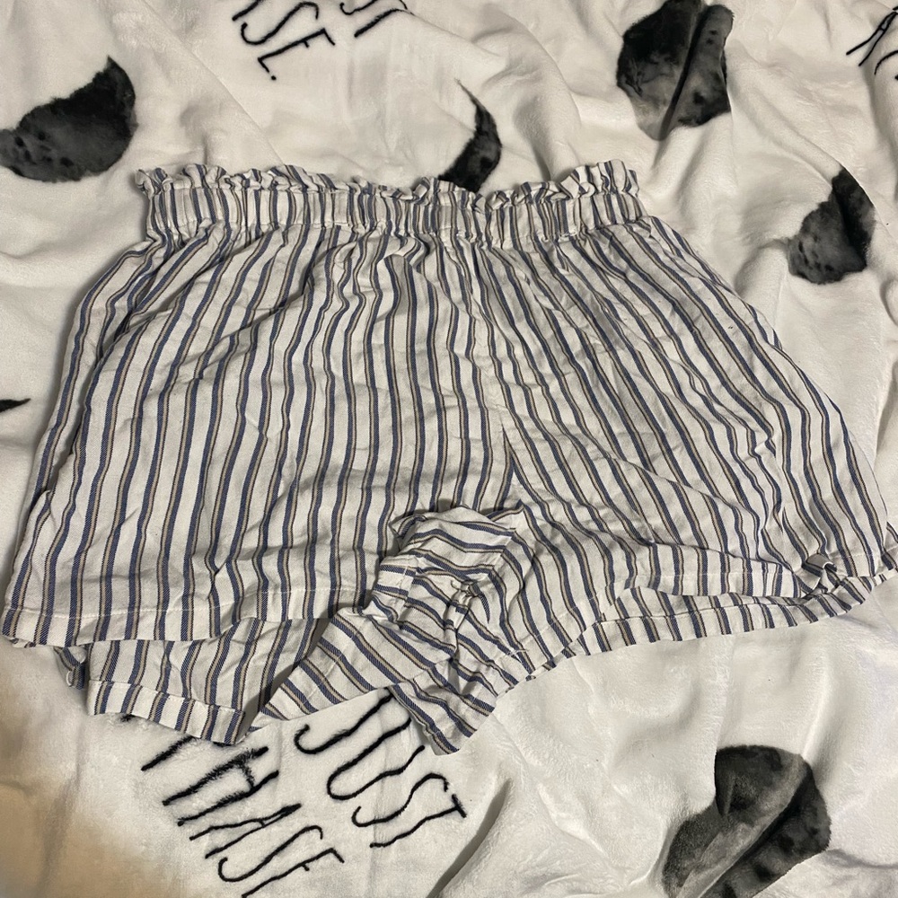 striped shorts
